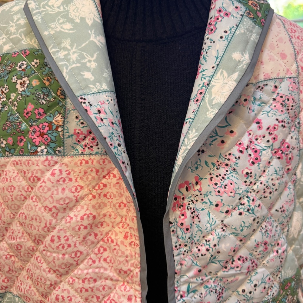 Quilted Puffer Jacket - image 4